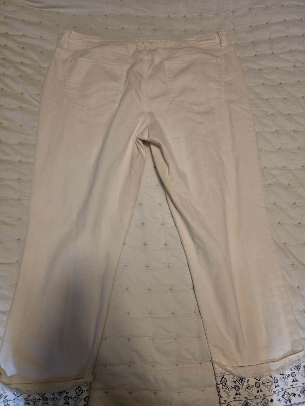 Angels Forever Young Signature‎ Straight Crop Embroidered Hem Jeans - Picture 8 of 8